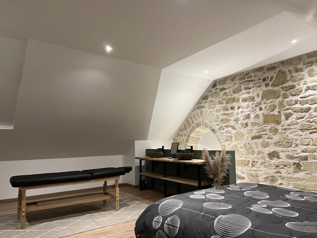 Appart Spa Privatif Laon Apartment Luaran gambar
