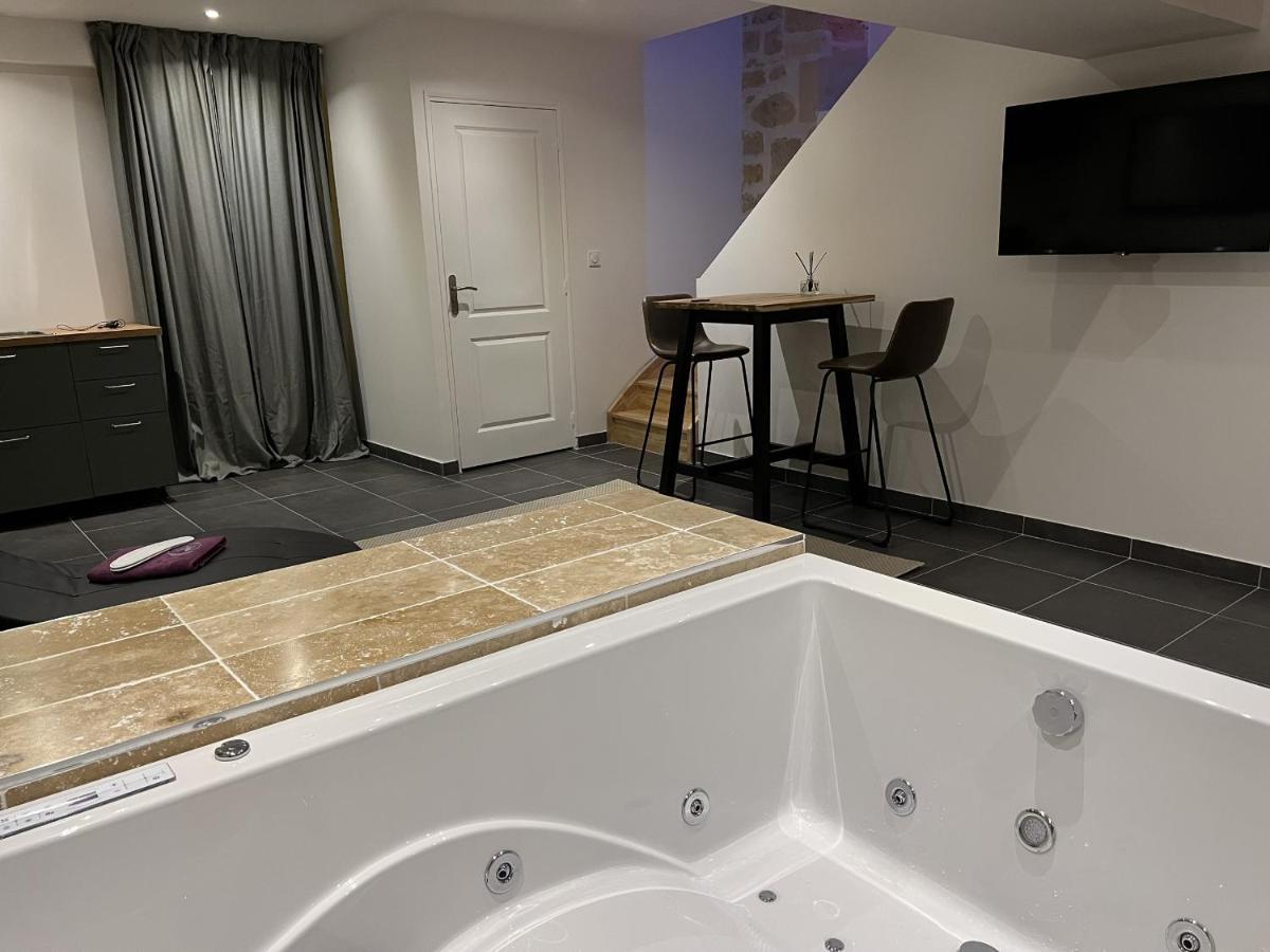 Appart Spa Privatif Laon Apartment Luaran gambar